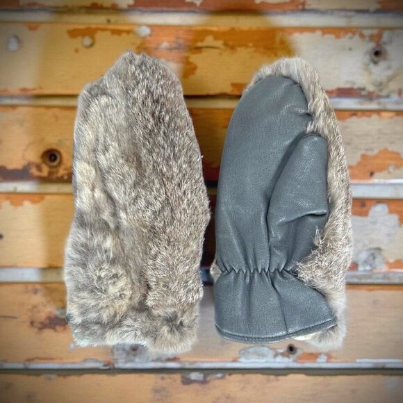 Authentic Rabbit Fur Mittens Made in Japan - Picture 2 of 10